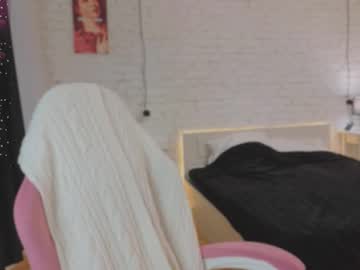 Vivianavivia Chaturbate stream image from August 31, 2025