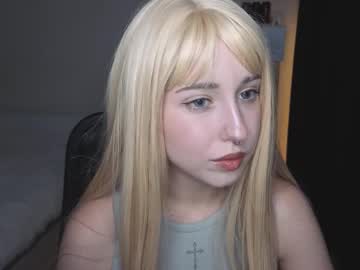 Yukimisa Chaturbate stream image from August 31, 2025