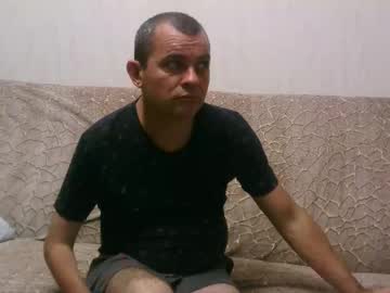 Donalvafd Chaturbate stream image from August 31, 2025