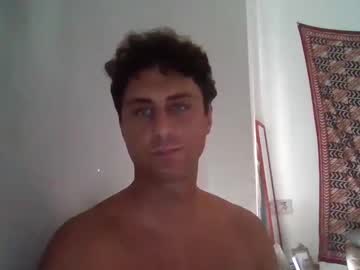 Renud Chaturbate stream image from August 31, 2025