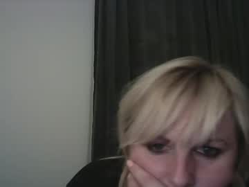 Andi464350 Chaturbate stream image from August 31, 2025