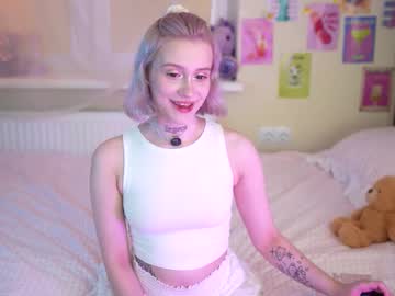 Lil_Tweety Chaturbate stream image from August 31, 2025