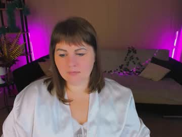 Crystaalstaar Chaturbate stream image from August 31, 2025