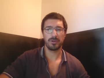 Johnparis7575 Chaturbate stream image from August 31, 2025