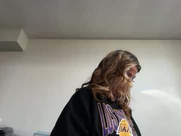 Brittybabyx0 Chaturbate stream image from August 31, 2025