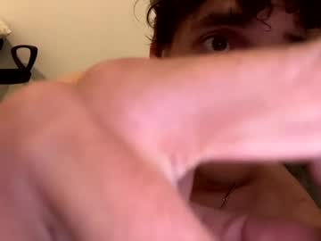 Yungkleyofficial Chaturbate stream image from August 31, 2025