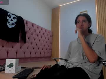 Jimdreams Chaturbate stream image from August 31, 2025