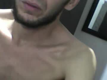 Juaco014 Chaturbate stream image from August 31, 2025