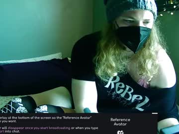 Lillylovings Chaturbate stream image from August 31, 2025