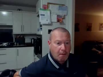 Nesuk Chaturbate stream image from August 31, 2025