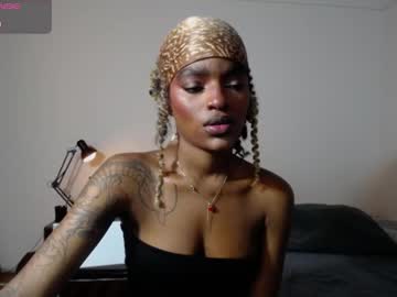 Zizicampbell Chaturbate stream image from August 31, 2025