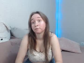 Lovely_Hayley stream image from August 31, 2025