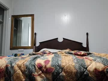Russell417673 Chaturbate stream image from September 01, 2025