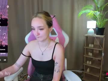Susan__Clark Chaturbate stream image from September 01, 2025