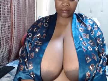 Darkbusty Chaturbate stream image from September 01, 2025