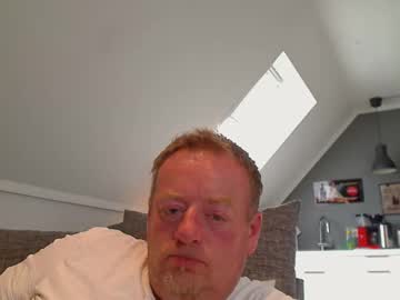 Runepetter Chaturbate stream image from September 01, 2025