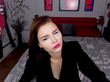 Sandraleone Chaturbate stream image from September 01, 2025