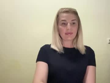Blondie_Xoxoxo Chaturbate stream image from September 01, 2025