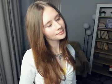 Glammy_Foxx Chaturbate stream image from September 01, 2025