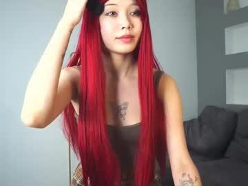 Miagloww Chaturbate stream image from September 01, 2025