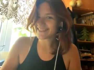 Vonniewithenshaw Chaturbate stream image from September 01, 2025