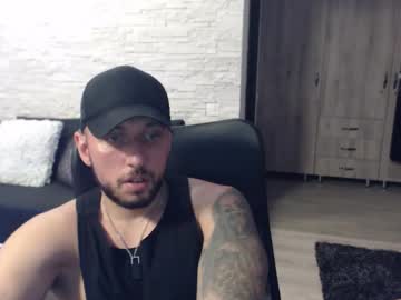 Kyleekox Chaturbate stream image from September 01, 2025