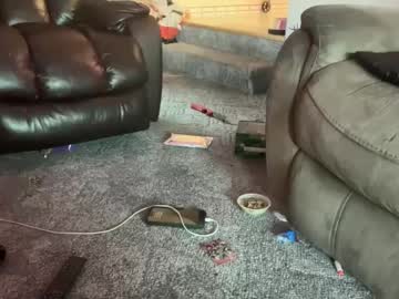 Tomfrummyspace Chaturbate stream image from September 01, 2025