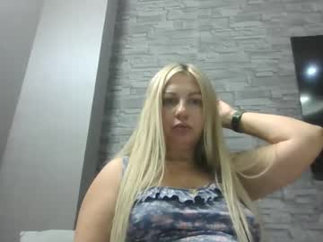 Amandasexyyla Chaturbate stream image from September 01, 2025