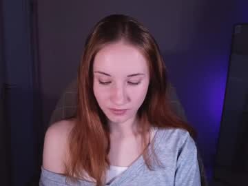 Little_Pretty_Woman Chaturbate stream image from September 01, 2025