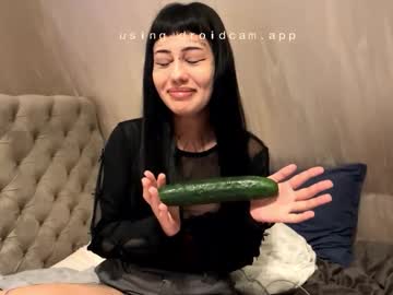 Alicewhisper Chaturbate stream image from September 01, 2025