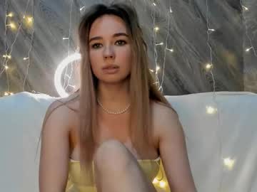 Jeniferji Chaturbate stream image from September 01, 2025