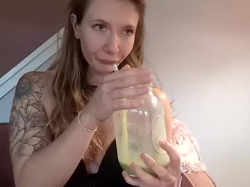 Wishgirl22 Chaturbate stream image from September 01, 2025