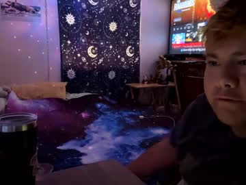 Nakeymonkey Chaturbate stream image from September 01, 2025