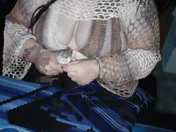 Ellabluz Chaturbate stream image from September 01, 2025