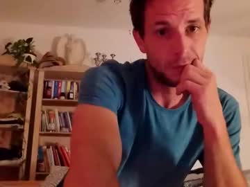 Amphe2 Chaturbate stream image from September 01, 2025