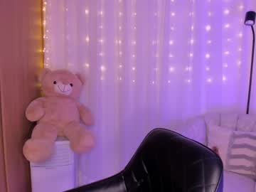 Amydavis_ Chaturbate stream image from September 01, 2025
