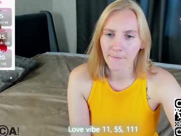 Emily_Sunnyss Chaturbate stream image from September 02, 2025