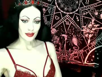 Missmoondoll Chaturbate stream image from September 02, 2025