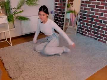 Alvabierl Chaturbate stream image from September 02, 2025