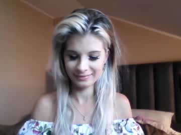 Kristineamore Chaturbate stream image from September 02, 2025