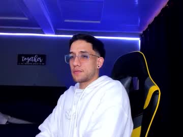 Alexgiraldo__ Chaturbate stream image from September 02, 2025