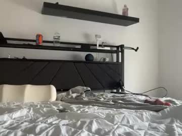 Alexsterlinsky Chaturbate stream image from September 02, 2025