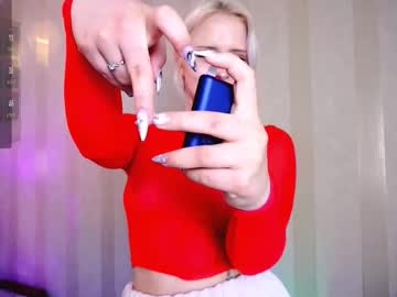 Deardolly Chaturbate stream image from September 02, 2025