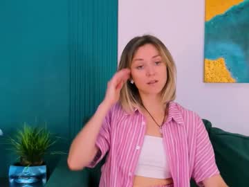 Cutemirage Chaturbate stream image from September 02, 2025