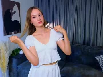 Stormymanges Chaturbate stream image from September 02, 2025