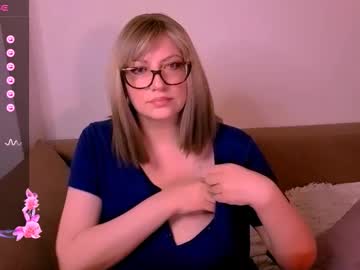 Spacyyxjill Chaturbate stream image from September 02, 2025