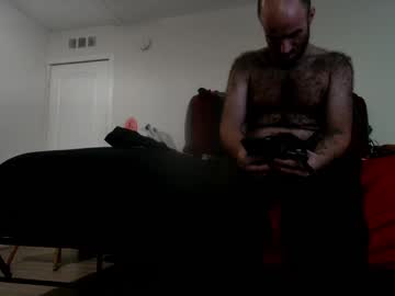 Suckmeestoywood Chaturbate stream image from September 02, 2025