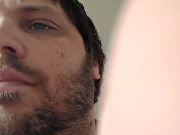 Handsomedaddy198923 Chaturbate stream image from September 02, 2025