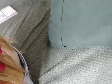 Kiradoll25 Chaturbate stream image from September 02, 2025