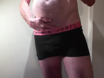Brit_Dadbod Chaturbate stream image from September 02, 2025